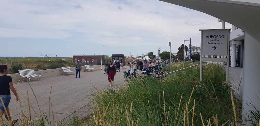 Promenade Warnemünde