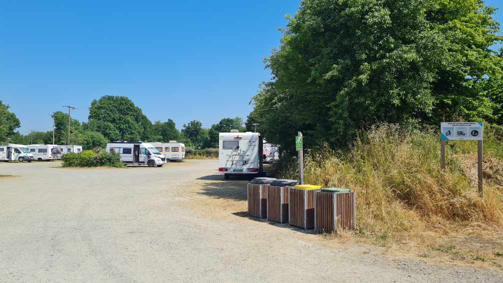 Wohnmobilstellplatz Betineuc