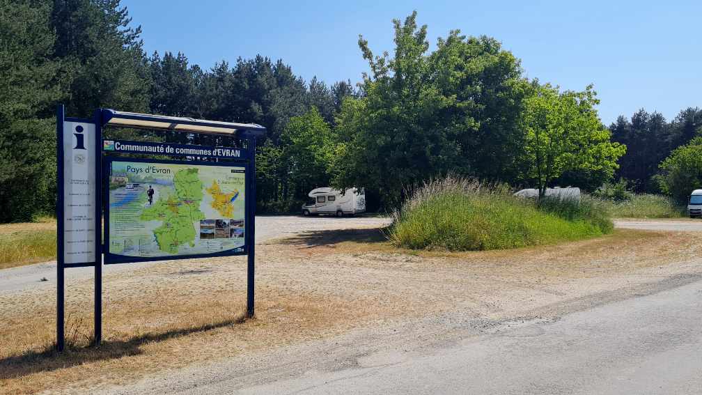 Parkplatz Stellplatz Betineuc