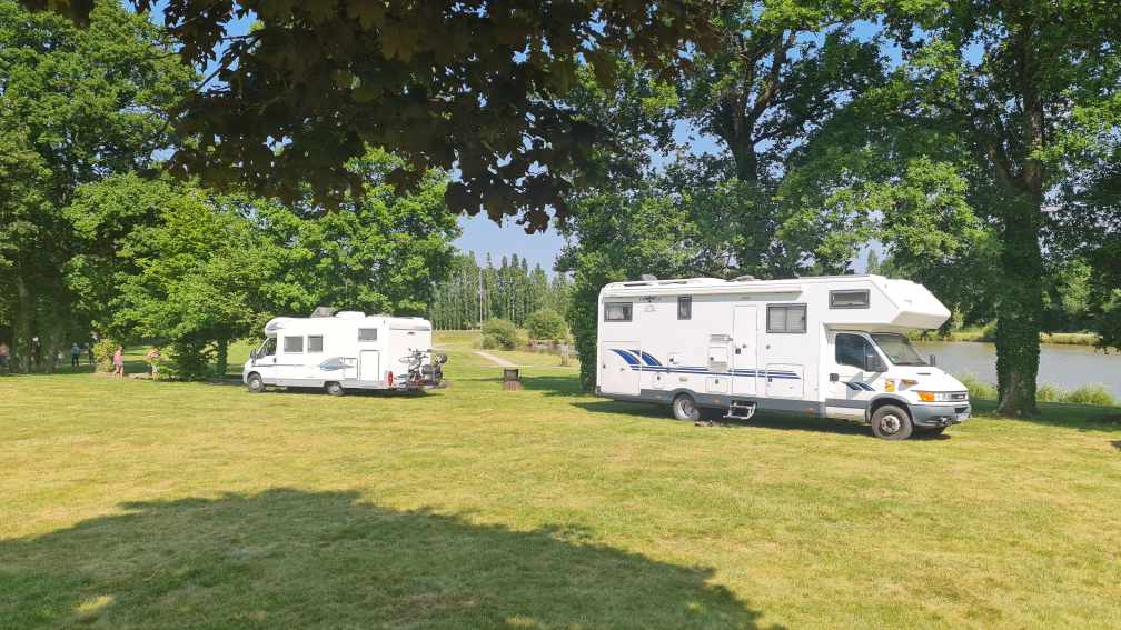 Wohnmobil Stellplatz Campénéac