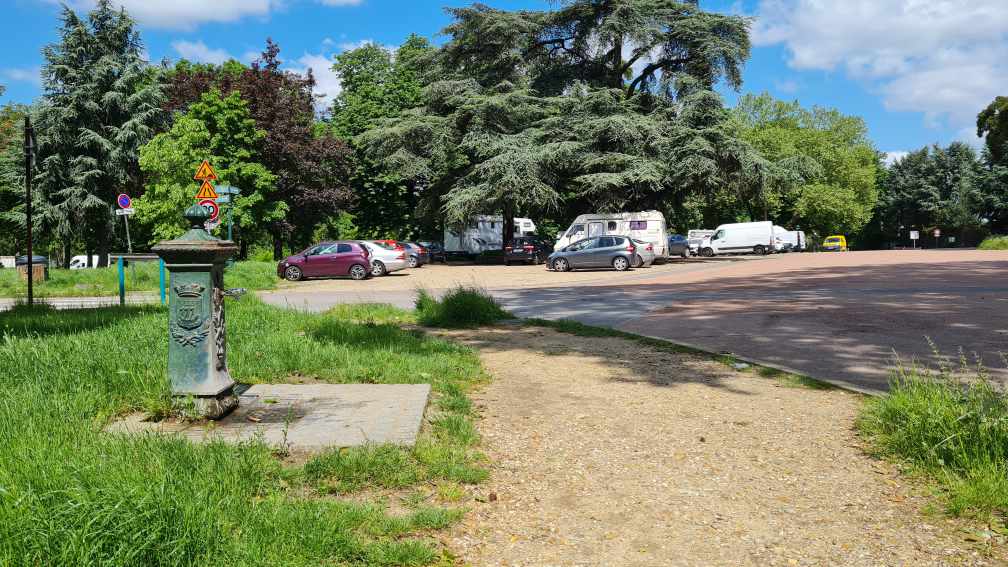 Wohnmobilstellplatz Wasserversorgung Paris