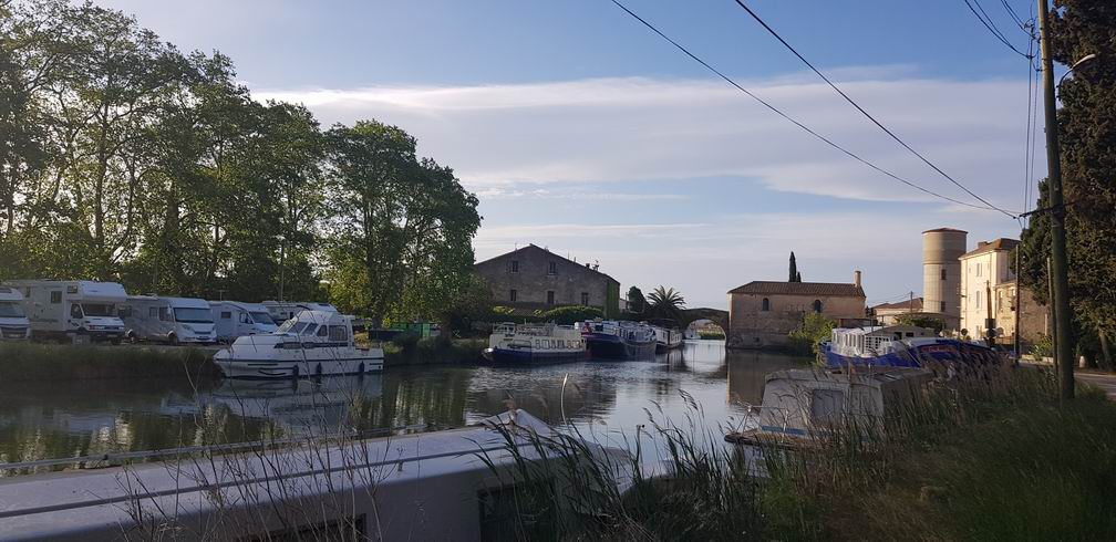 Wohnmobilstellplatz Port du Somail