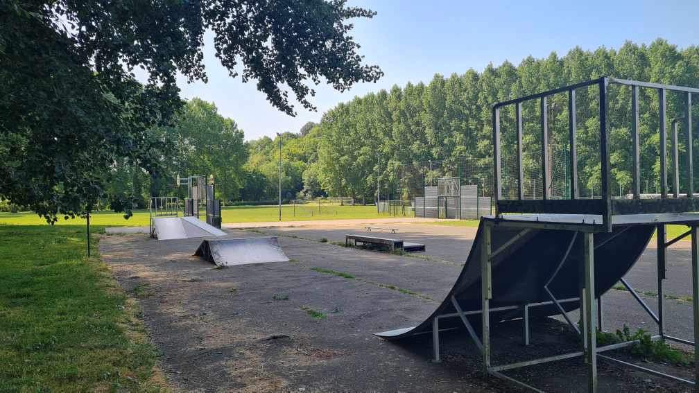 Freizeitplatz Sportplatz Songeons