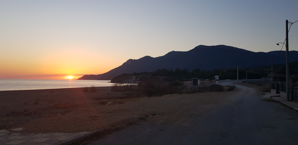 Sonnenuntergang Petrota Beach